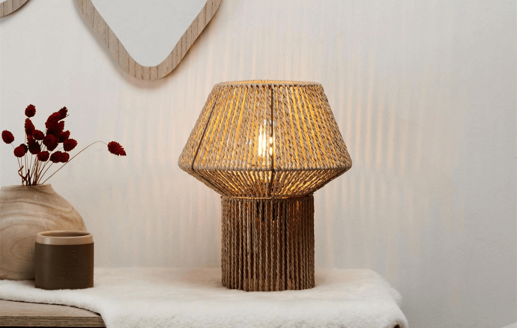 Dřevěné stolní lampy