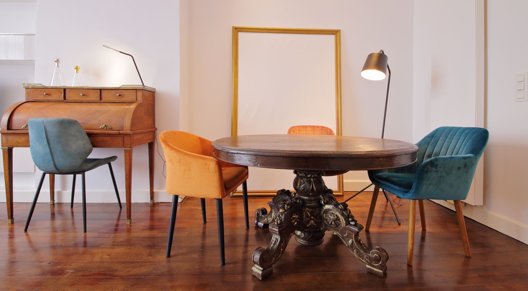Must have w nowoczesnym wnętrzu – krzesła tapicerowane