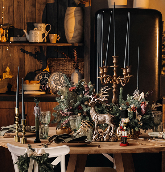Poznaj dekoracje i akcesoria, które zapewnią świąteczną atmosferę w Twoim domu