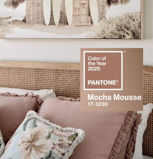 Mocha Mousse – kolor roku 2025 Pantone. Wybierz meble i dodatki w kolorze sezonu