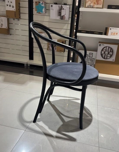 Krzesło Fameg B-9 tapicerowane CATB stan  dard OUTLET