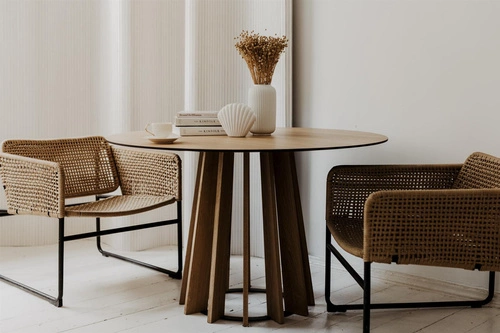 Stół okrągły do jadalni Tavle 145 cm dąb naturalny nowoczesny na jednej nodze NORDIFRA