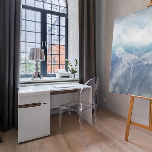 Krzesło do jadalni Viki Ghost inspirowane Victoria Ghost szare transparentne sztaplowane nowoczesne