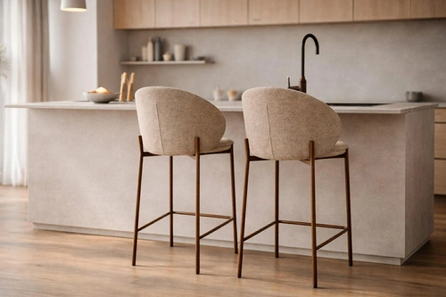 Hoker Elsme beżowy do kuchni tapicerowany z oparciem Intesi
