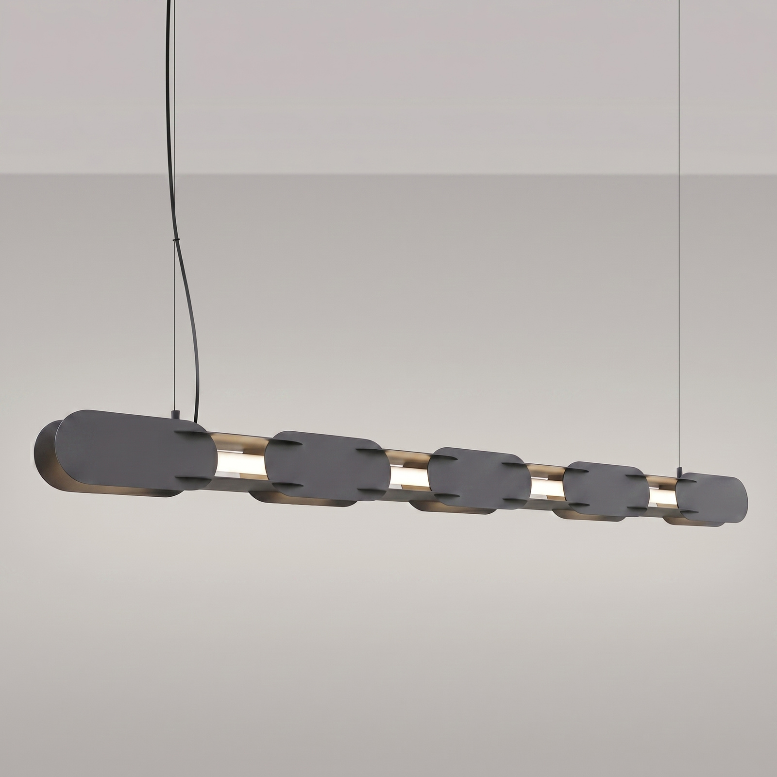 Lampa wisząca CHAIN 158 LED czarna nowoczesna nad stół do jadalni