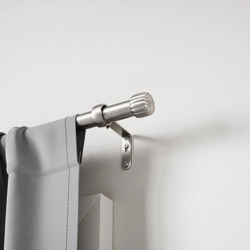 Karnisz pojedynczy Cleo Umbra regulowany srebrny do salonu i kuchni 168-305cm