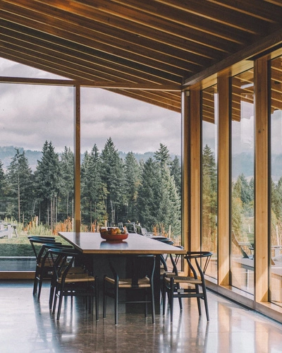 Krzesło drewniane Wicker do jadalni boho z podłokietnikami inspirowane Wishbone czarne