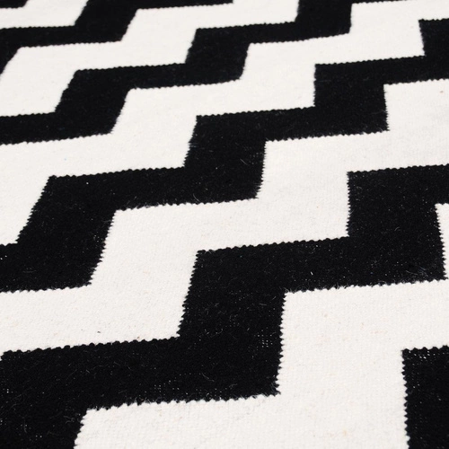 Dywan nowoczesny Chevron black white II 120x180 cm wełniany do salonu i sypialni White Oaks