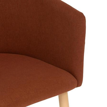 Krzesło tapicerowane Marlo Atmosphera do jadalni skandynawskie z podłokietnikami terracotta