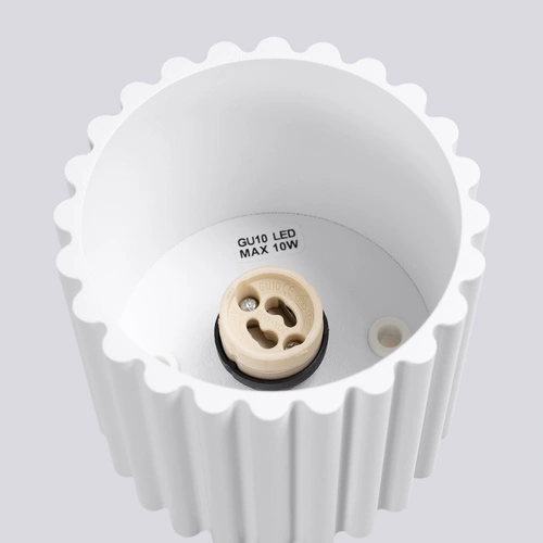 Plafon sufitowy AURA 1 biały nowoczesny do kuchni minimalistyczny aluminium 10x10 cm