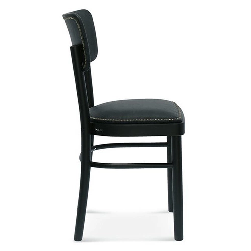 Krzesło tapicerowane do jadalni Fameg Novo personalizowane, drewniane, nowoczesny styl