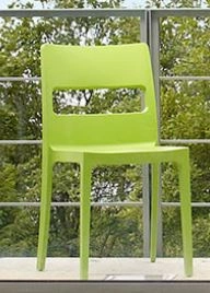 Krzesło ogrodowe Sai zielone z tworzywa sztaplowane do ogrodu i sali bankietowej SCAB Design