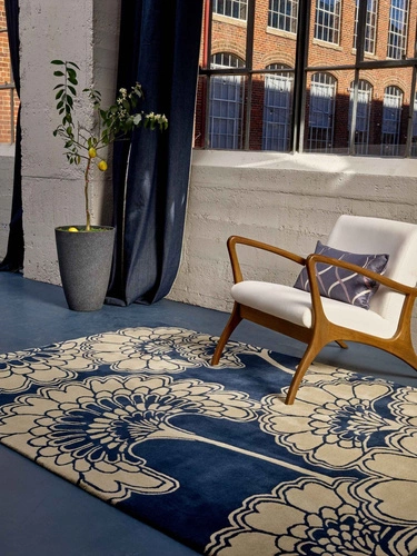 Dywan glamour do salonu Florence Japanese Floral Midnight granatowy wełniany 200x280cm
