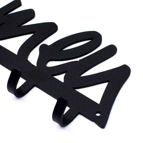 Wieszak ścienny metalowy Willkommen czarny nowoczesny do przedpokoju Intesi 63 cm