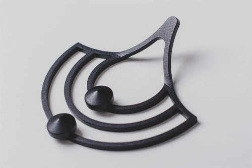 Wieszak ścienny metalowy czarny Husk XS POLYHEDRA nowoczesny do przedpokoju