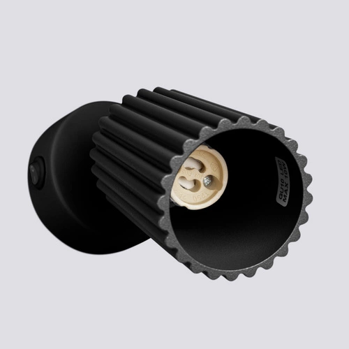 Kinkiet ścienny Karbon czarny z włącznikiem, ruchomy klosz, nowoczesny do sypialni i salonu