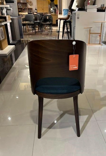 Krzesło Fameg Avola A-1411 buk standard gr C OUTLET