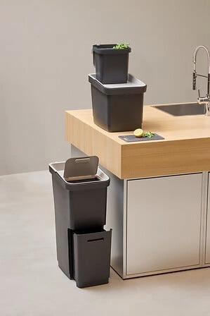 Kosz do segregacji śmieci 36L Slow czarny szary plastikowy do kuchni i biura 5five