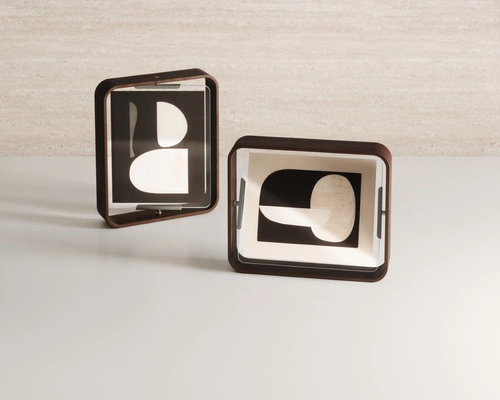 Ramka na zdjęcia 20x25 stojąca drewniana orzechowa Bellwood Umbra nowoczesna dekoracyjna