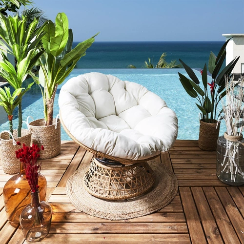 Fotel wypoczynkowy Cancun obrotowy biały boho do ogrodu i na taras z poduszką