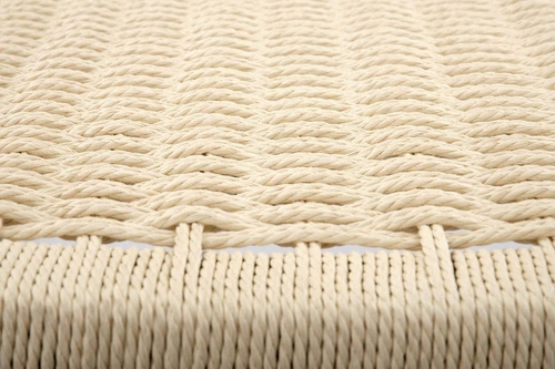 Fotel rattanowy Datura Intesi do salonu czarny nowoczesny skandynawski z drewna