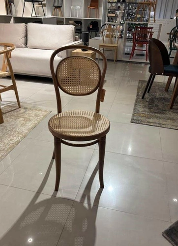 Krzesło Fameg A-10 wyplot buk standard    orzech mleczny 07 OUTLET