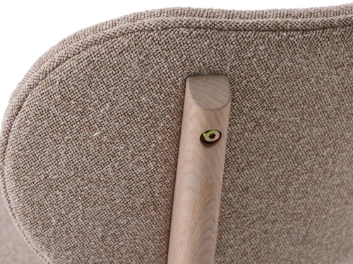 Krzesło tapicerowane do jadalni Stilo beżowe z dębowymi nogami