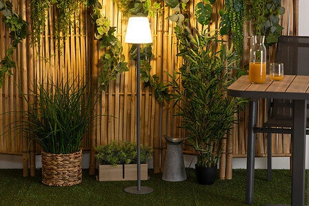 Lampa podłogowa LED Zack szara nowoczesna stojąca do salonu i na taras z regulacją barwy