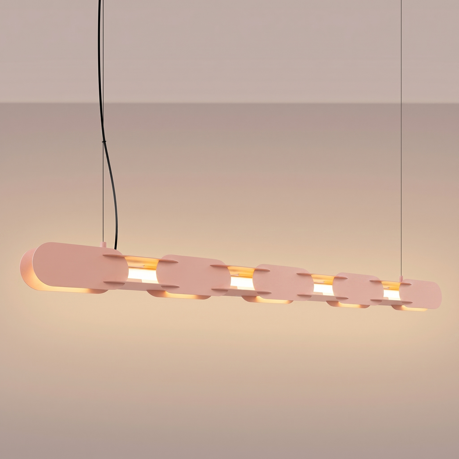 Lampa wisząca LED CHAIN 158 brzoskwiniowa nad wyspę nowoczesna