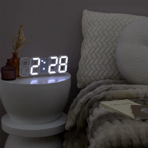 Nowoczesny zegar budzik cyfrowy LED Intesi biały do sypialni na szafkę nocną