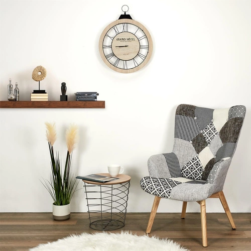 Fotel uszak Helsinki szary patchwork skandynawski do salonu na wysokich drewnianych nogach