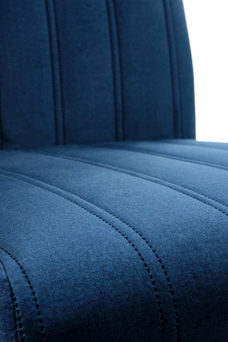 Krzesło tapicerowane Arizona granatowe z drewnianymi nogami do jadalni i salonu Intesi