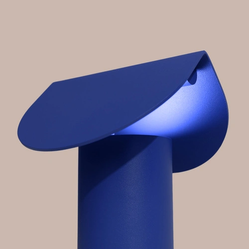 Lampa biurkowa LED BISCUIT nowoczesna niebieska do gabinetu