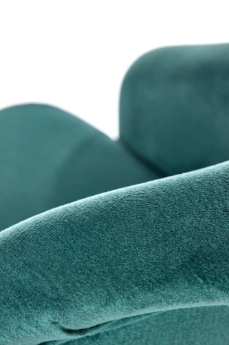 Krzesło tapicerowane welurowe Alain zielone z podłokietnikami do jadalni na drewnianych nogach