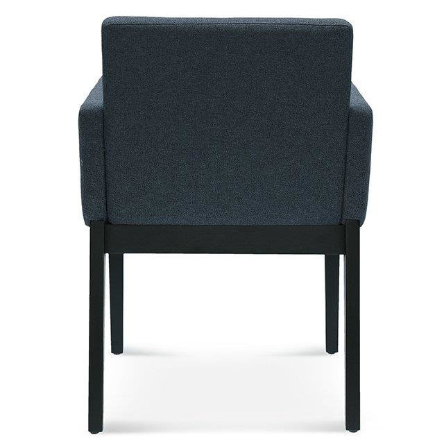 Fotel kubełkowy Apollo FAMEG tapicerowany nowoczesny z podłokietnikami do salonu