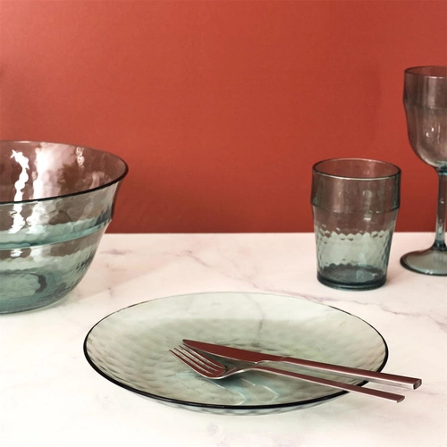 Talerz obiadowy Zekrit 23,5 cm niebieski nowoczesny plastikowy do jadalni i na piknik Intesi