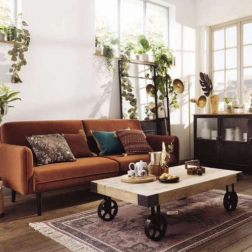 Lampa stojąca do salonu glamour Bota Atmosphera złota, metalowa z drewnem mango, 151 cm