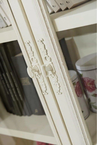 Kredens Servir kremowy