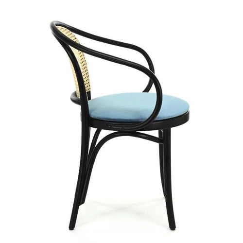 Krzesło z podłokietnikami Fameg B-9/4 retro do jadalni drewniane tapicerowane