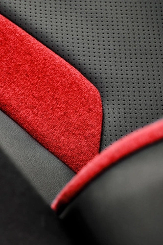 Fotel gamingowy Neferet ergonomiczny czarno-czerwony z zagłówkiem do biurka Intesi