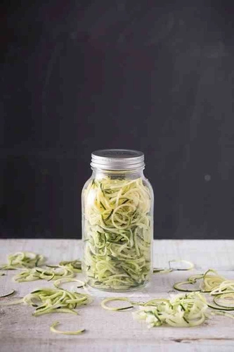 Słoik z tarką-spirala do warzyw KILNER