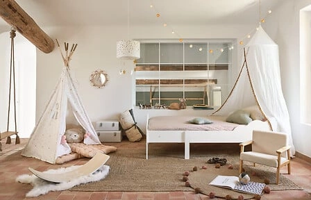 Nowoczesna lampa wisząca Gwiazdki Atmosphera biała do pokoju dziecięcego 30cm