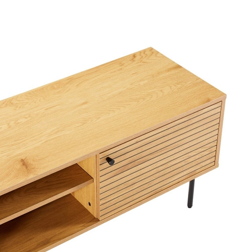 Szafka RTV drewniana Lattes dąb 150 cm nowoczesna z lamelami na wysokich nogach do salonu