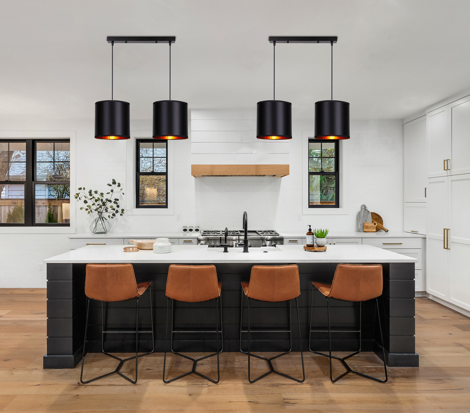 Nowoczesna lampa wisząca Candida czarna metalowa regulowana do salonu i jadalni