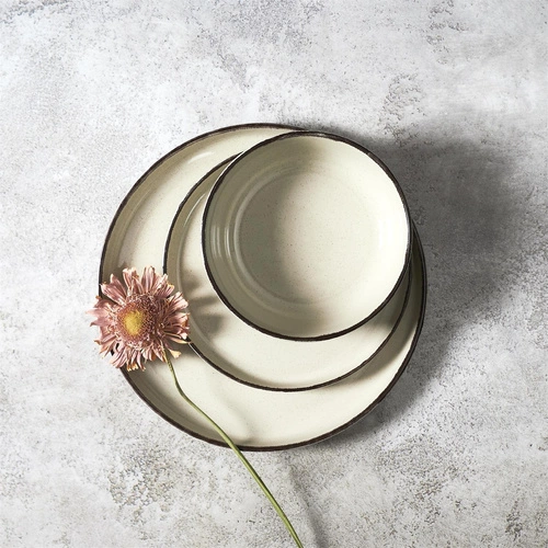 Zestaw obiadowy Temp beżowy na 4 osoby ceramiczny nowoczesny do jadalni