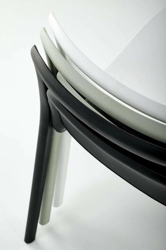 Krzesło Maud białe Intesi nowoczesne z tworzywa sztucznego do jadalni i ogrodu, łatwe sztaplowanie