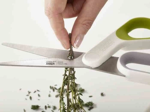 Nożyczki kuchenne PowerGrip Joseph Joseph ostre do mięsa i warzyw białe zielone