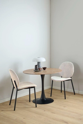 Krzesło Cliff beżowe do jadalni tapicerowane nowoczesne na czarnych nogach