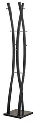 Wieszak stojący Arc czarny metalowy do przedpokoju nowoczesny na ubrania Intesi