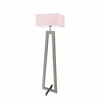 Lampa stojąca do salonu Jawa nowoczesna drewniana z jasnoróżowym abażurem Lysne 138 cm